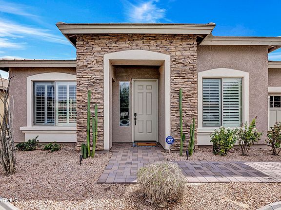 5th image of 15099 W HIGHLAND Avenue