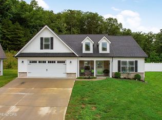 2560 Eppie Cove Ln, Knoxville, TN 37931