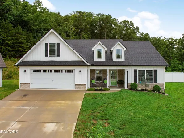 2560 Eppie Cove Ln, Knoxville, TN 37931