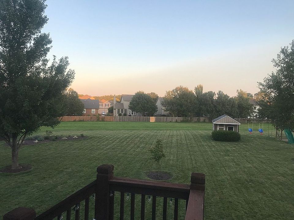 2nd image of 13955 W 148th St
