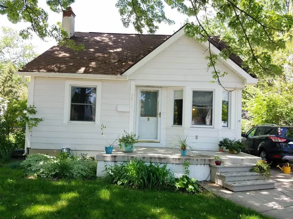 (undisclosed Address), Berkley, MI 48072