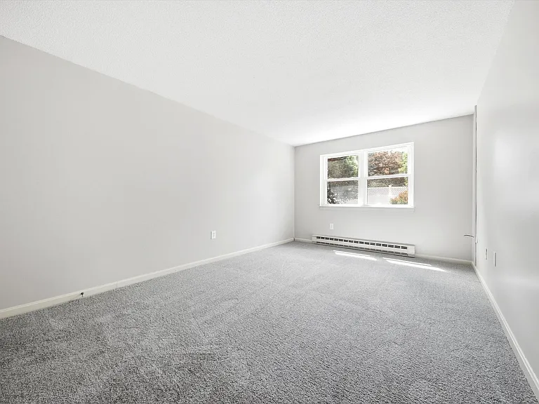 504 River Rd #1F — Photo 14