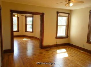 11 Eastham St, Worcester, MA 01604