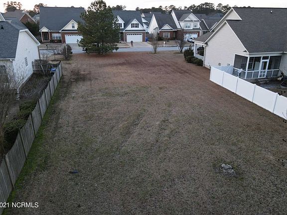3rd image of 3917 Ashcroft Dr