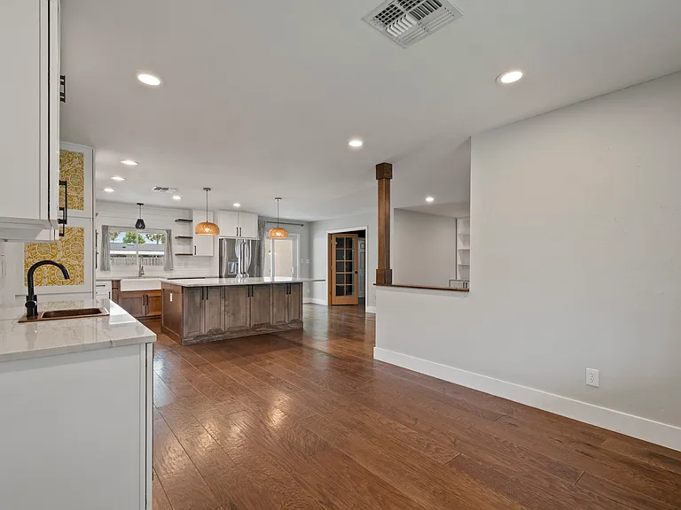 4519 Fontana St — Photo 12