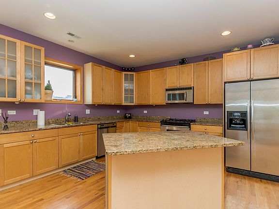 5th image of 4925 S Forrestville Ave APT 4S