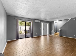 332 Twiggs Cor, Peachtree City, GA 30269