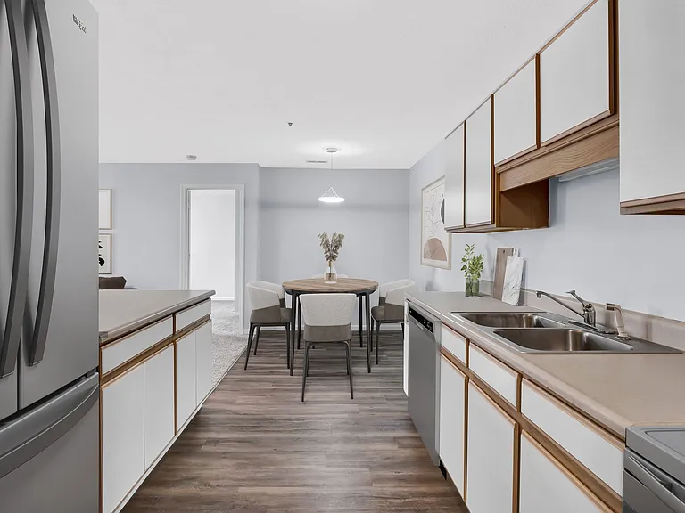 Bone Creek Apartments — Photo 4