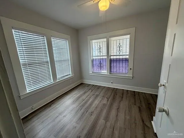 1400 N Dunlap Ave — Photo 17