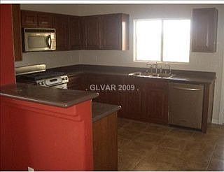 2nd image of 8490 Pico Rivera Ave