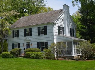 325 Bayberrie Dr, Stamford, CT 06902