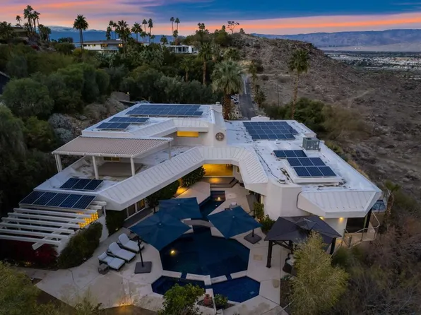 3295 Tiger Tail Ln, Palm Springs, CA 92264