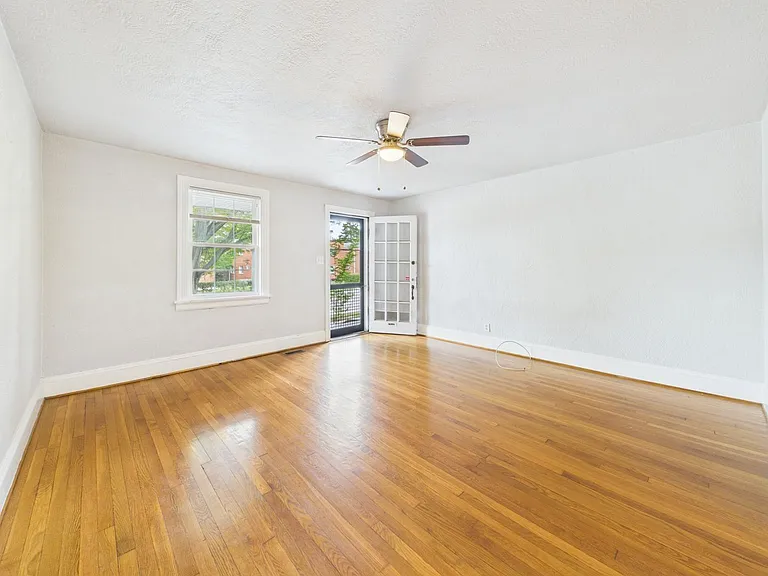 3543 Grove Ave #B — Photo 7
