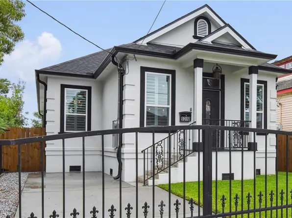 1310 Claiborne Dr, Jefferson, LA 70121