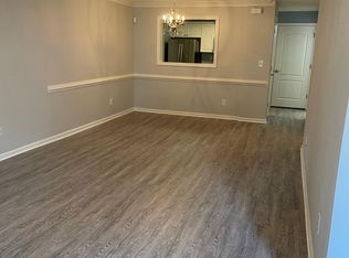 2525 Old Greenbrier Rd, Chesapeake, VA 23325