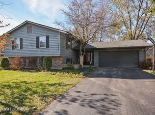 1433 S 7th Ct, Saint Charles, IL