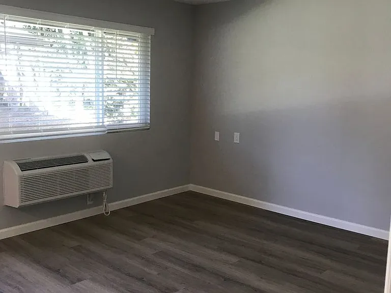 Katz - 945 Pine — Photo 32