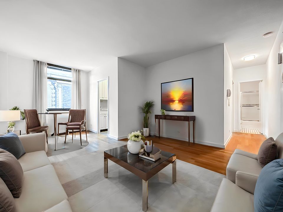 1st image of 4 Park Ave APT 18M
