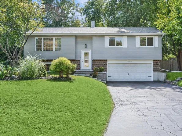 24331 Davids Ct, Naperville, IL 60564