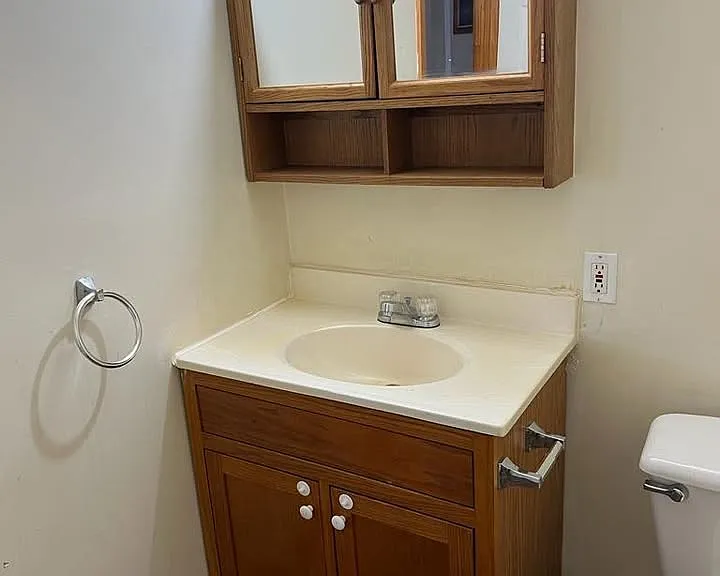 15 Grant St #11 — Photo 9