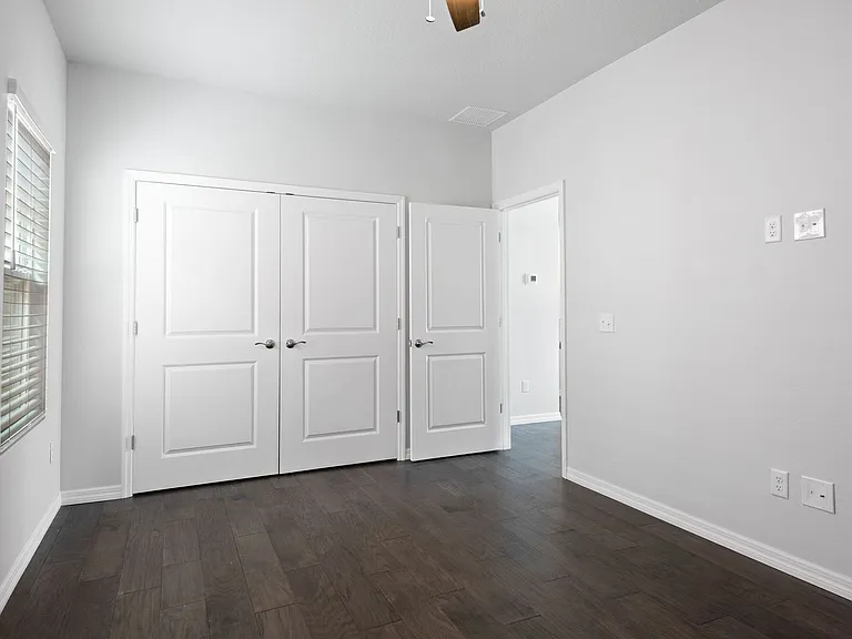 537 Sunbranch Ln — Photo 10