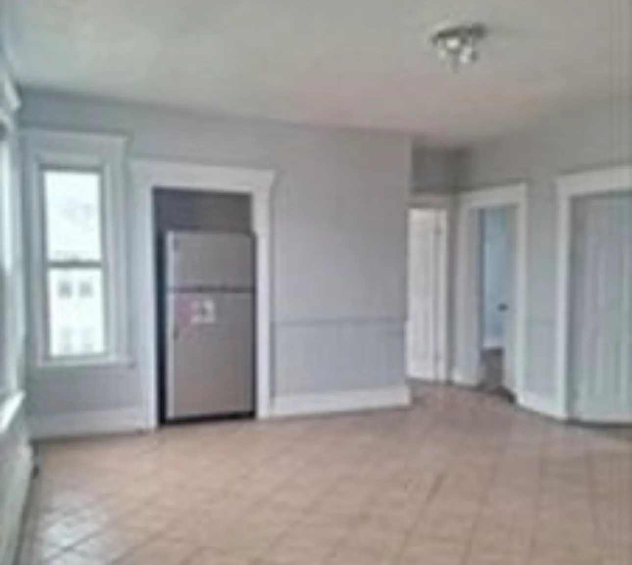3 bed, 1200 sqft, $2,200 — Photo 1