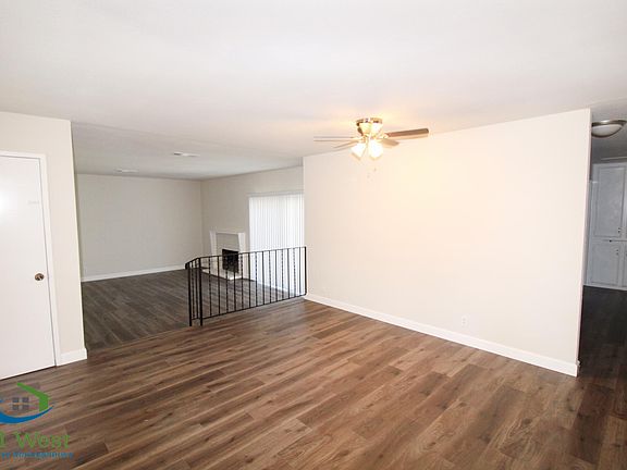 3rd image of 1015 Quicksilver Dr