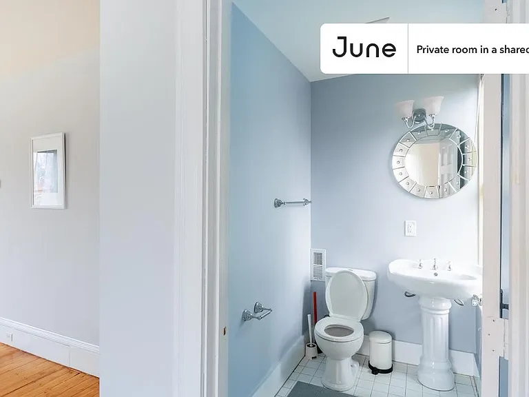 337 Central St #D — Photo 13