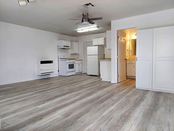 2nd image of 390 Sacramento St