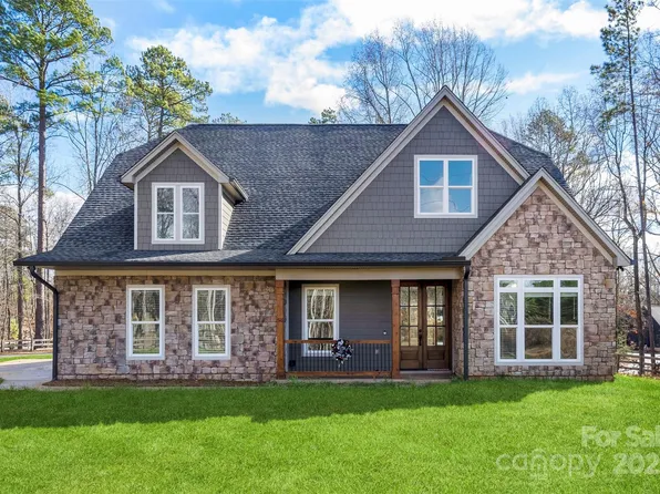 516 Lands End Trl, Belmont, NC 28012