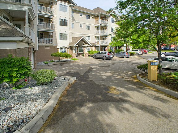 2nd image of 120 Vernon Ave #409