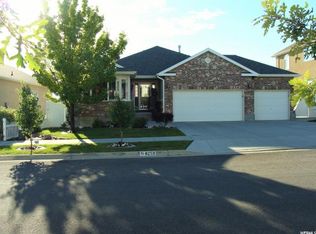 8253 S Imperial Oak Dr, West Jordan, UT 84081
