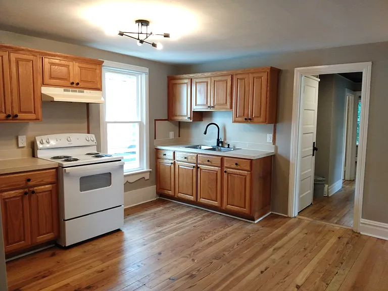 462 N Franklin St #2 — Photo 3