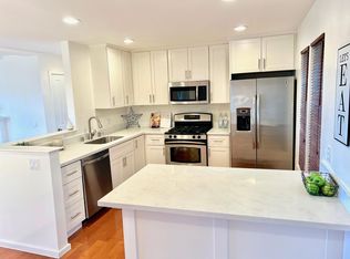 10 Harbor Oak Dr APT 11, Belvedere Tiburon, CA 94920