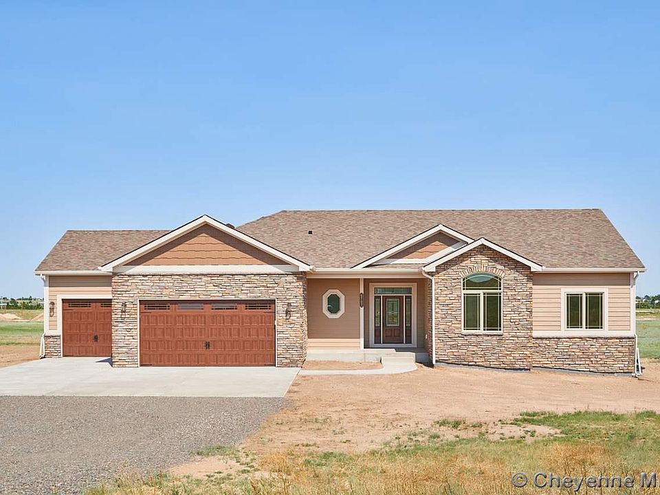 1st image of 2309 Silver Gate Way