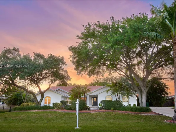 5131 SW 201st Ter, Southwest Ranches, FL 33332