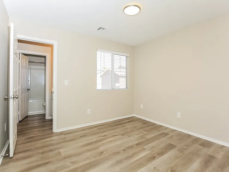 10617 Bear Lodge Ct — Photo 17