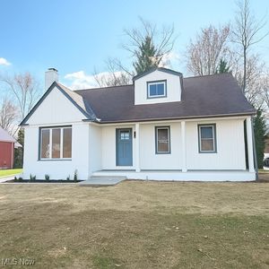 21002 Halworth Rd, Shaker Heights, OH, 44122