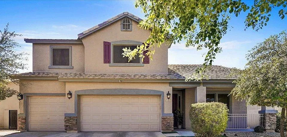 1821 E Beautiful Ln