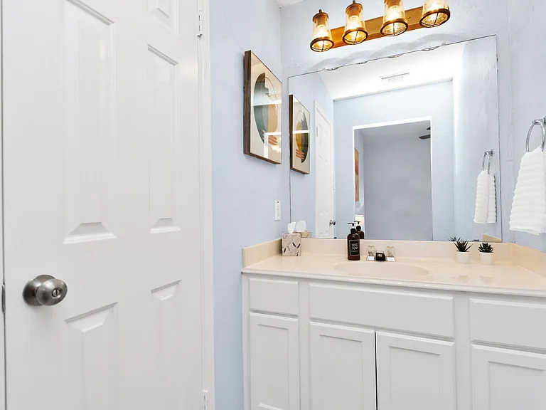 19722 Cherry Oaks Ln — Photo 32