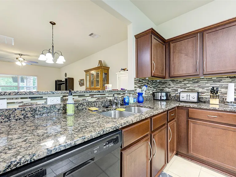 7546 Fettle Ln — Photo 7