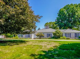 2818 Dunbarton Ave NW, Canton, OH 44708