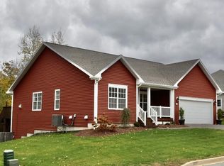 51 Olsen Dr, Wolfville, NS B4P2M3