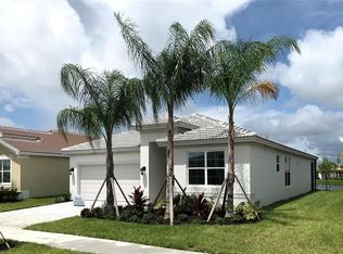 5106 Sierra Falls Ct, Wimauma, FL 33598