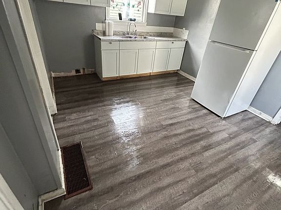 5th image of 427 W Marion St #4135D1407