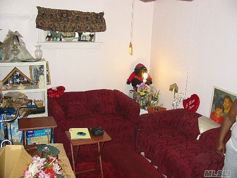 2nd image of 493 Cornell Ave
