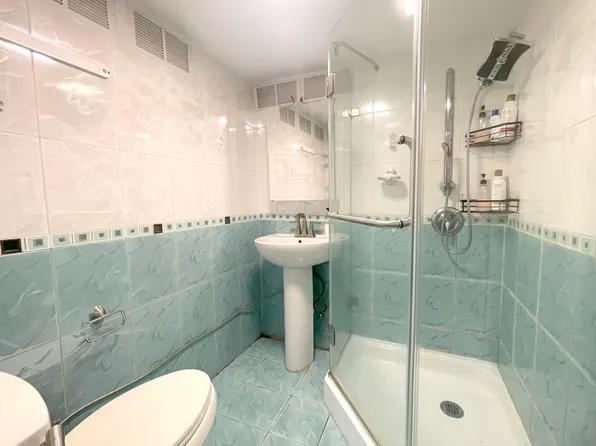 2963 Voorhies Avenue image 50 of 53