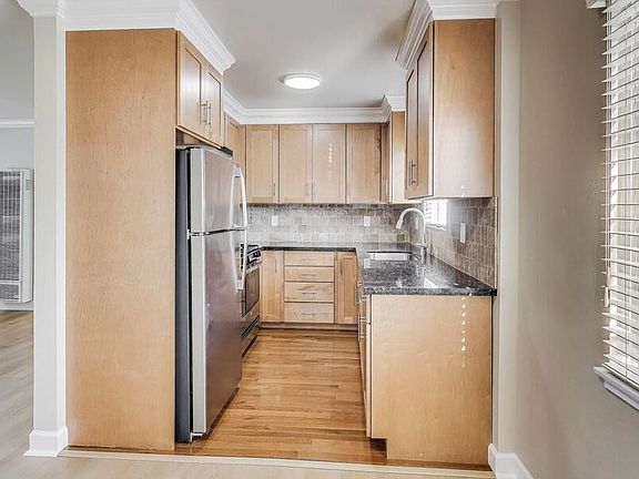 3rd image of 1549 San Carlos Ave APT 07