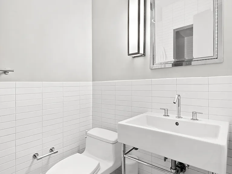 64 E 94th St #1C — Photo 5