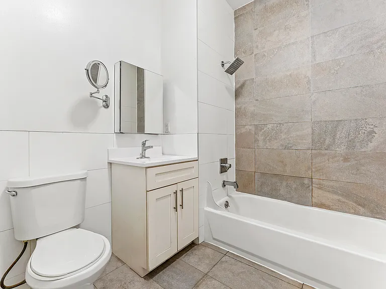 669 E 21st St #1F — Photo 9